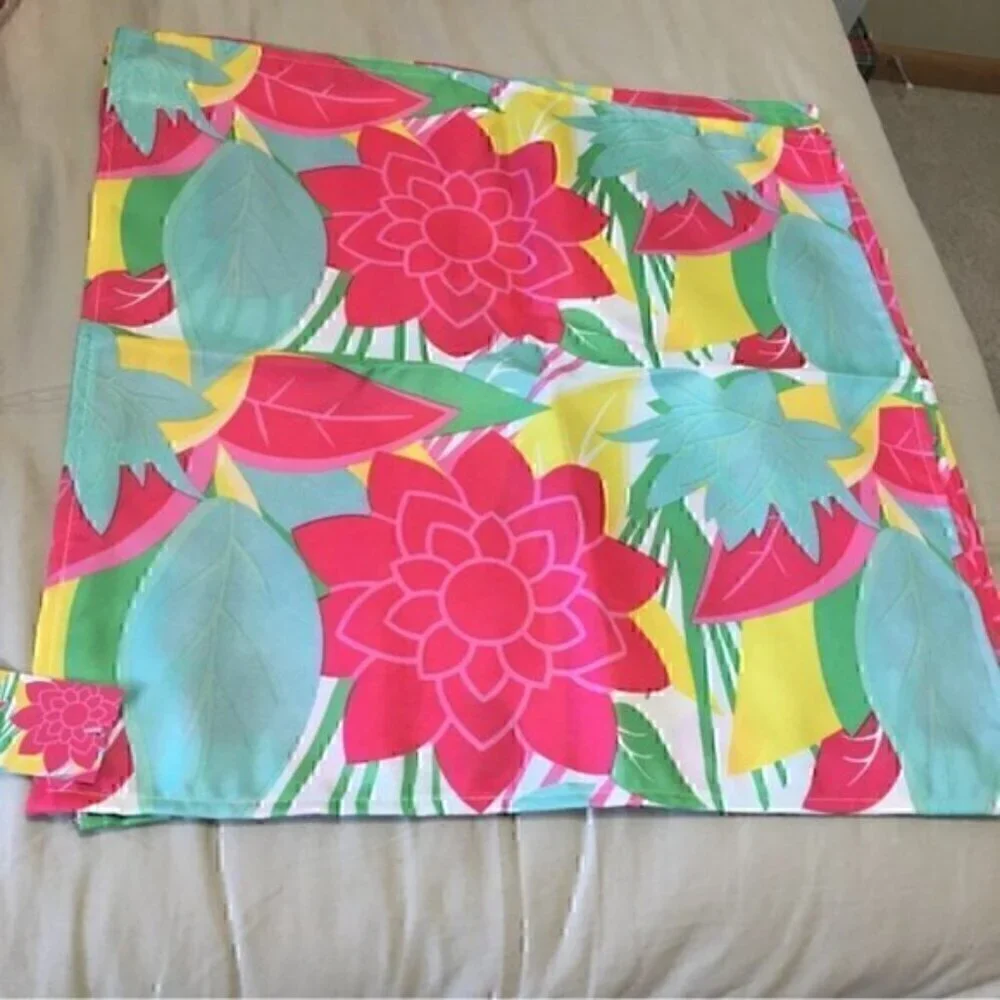 Set of 4 cloth napkins